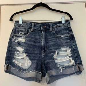 American Eagle lightly worn stretch shorts size 6